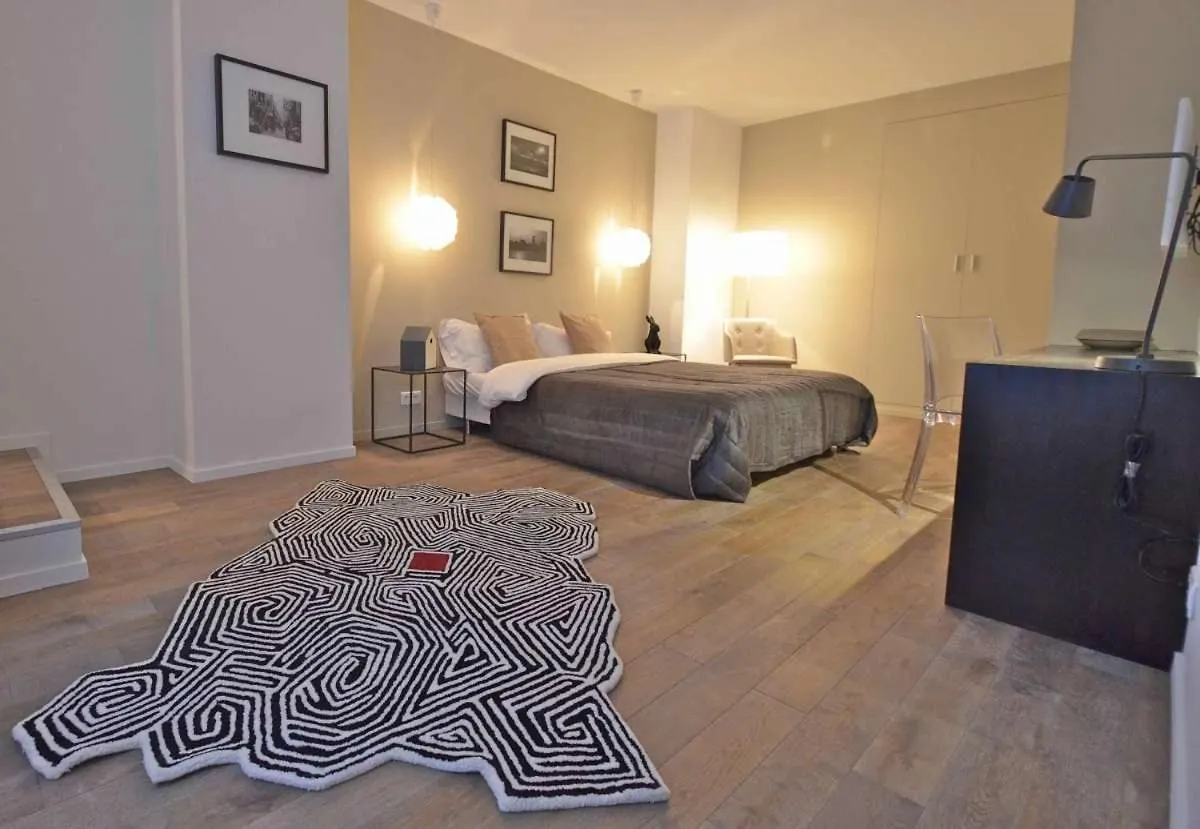 Bourbons Apartman